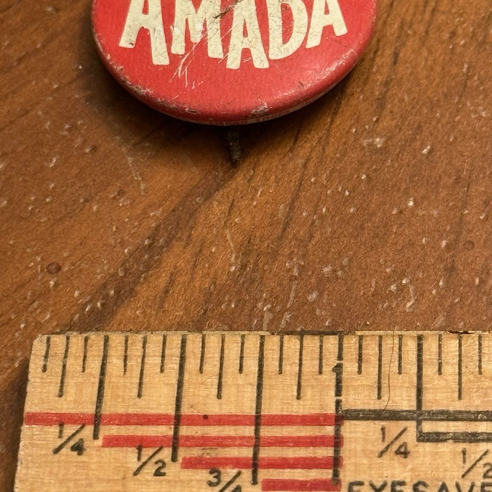 Soy Amada I Am Loved Helzberg Diamonds Small VTG Pinback Button Pin Round Circle - Picture 2 of 3